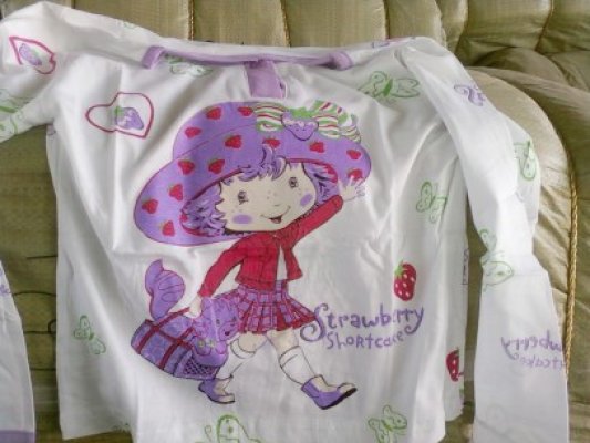 Pijamale contrafăcute de 10 miliarde, confiscate în port